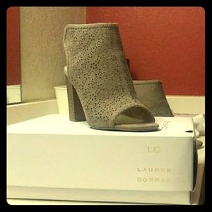 🌟Lauren Conrad Taupe Booties
